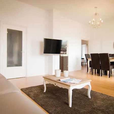 Apartment Holidays2malaga Terraza & Junto Puerto Deportivo *